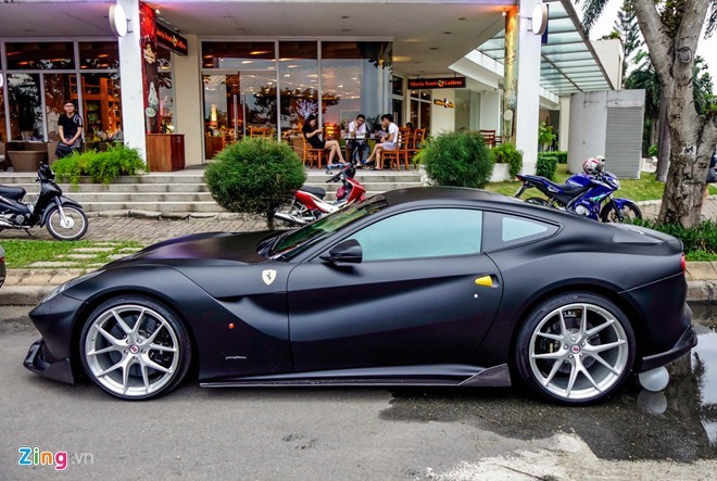 Cuong Do la do sieu xe Ferrari F12 Berlinetta 